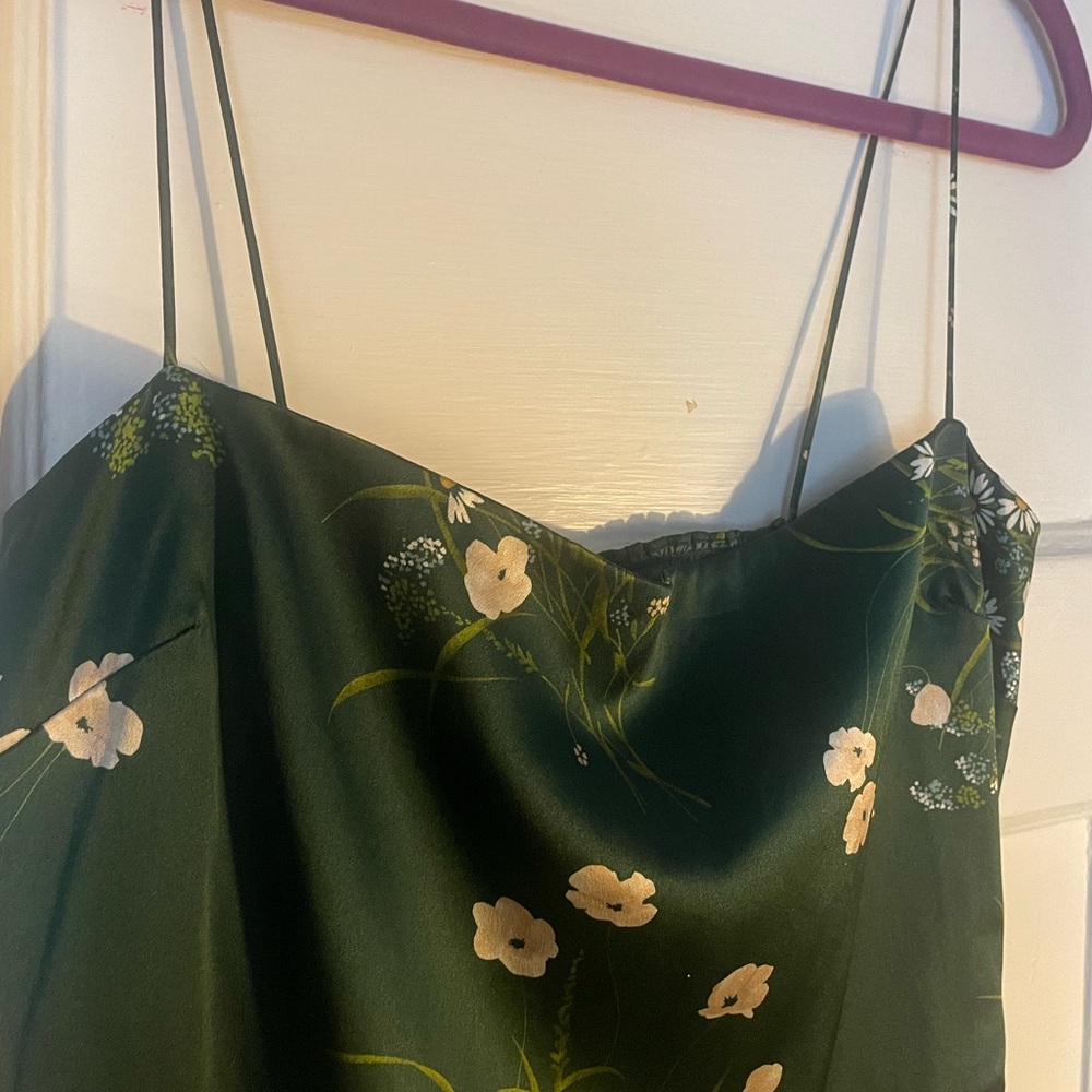 SOLD - Reformation Frankie Silk Green Dress - size 6 - Picture 3 of 7